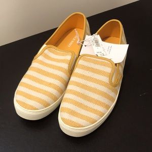 NWT Old Navy slip on sneakers